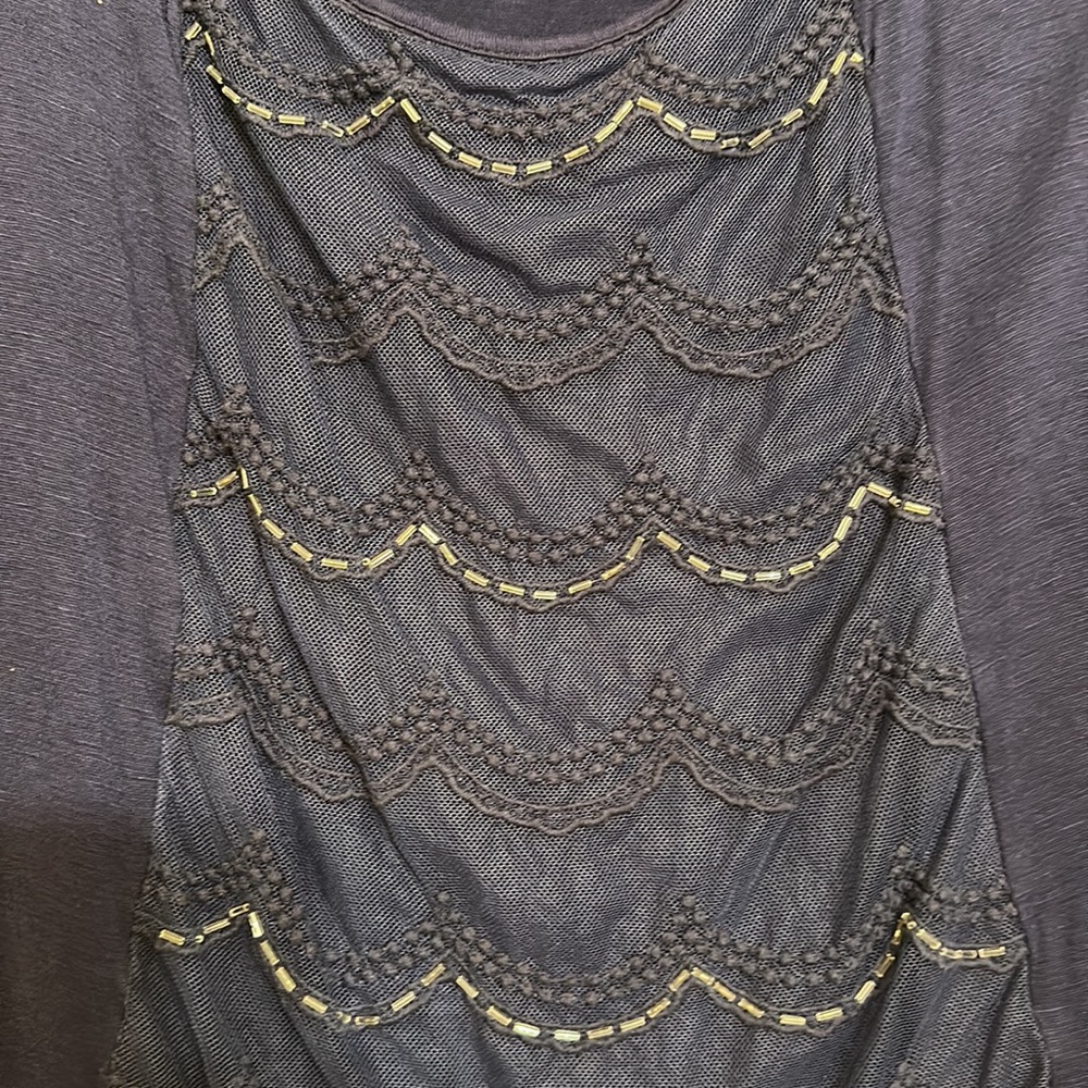 Slit back top - Picture 3 of 4